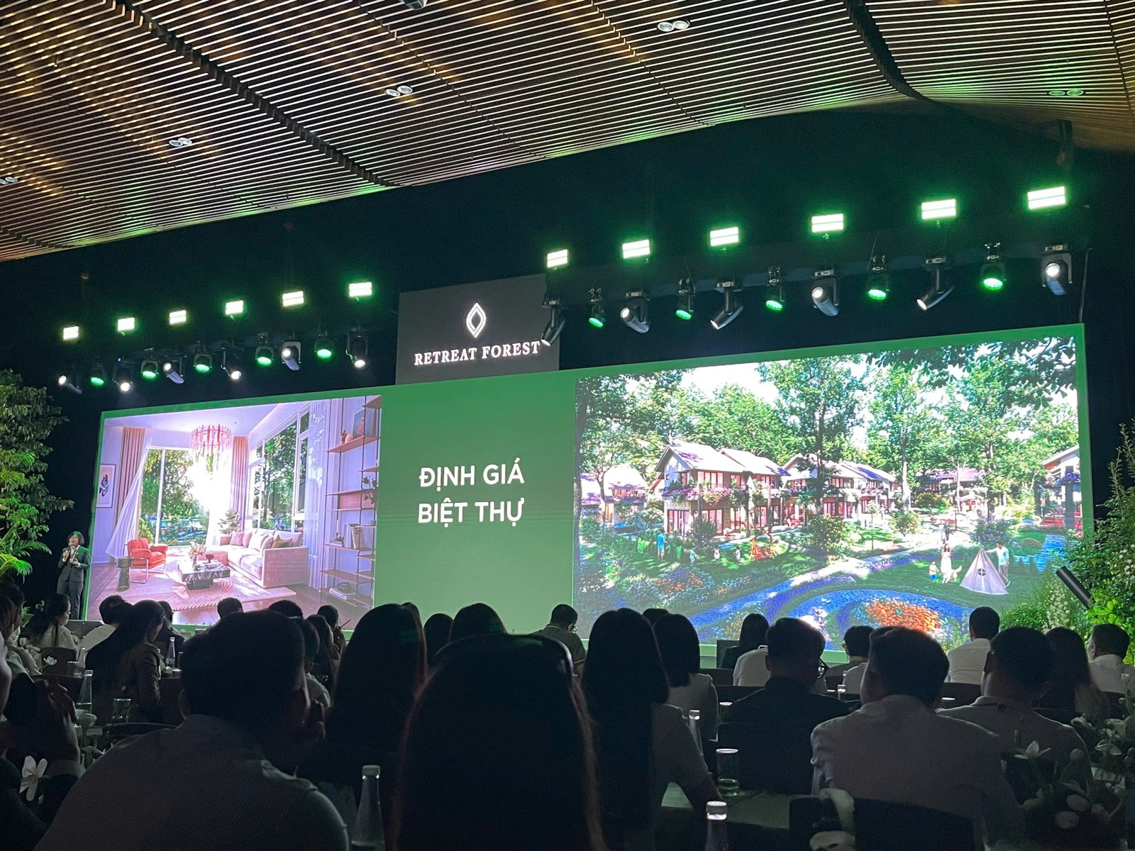 Slide định giá biệt thự tại sự kiện Retreat Forest